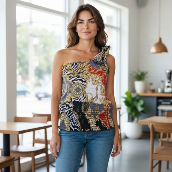 Body Central Tops - EUC Body Central Sz. L Multi-color Sleeveless Chains/Floral One Shoulder Top